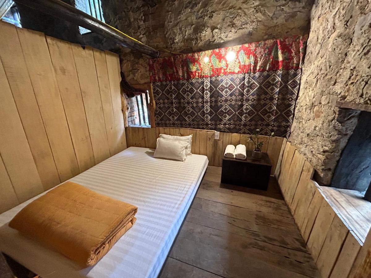 Yến Nhi Bản Giốc Homestay - Nhà sàn đá cổ Cao Bang Esterno foto