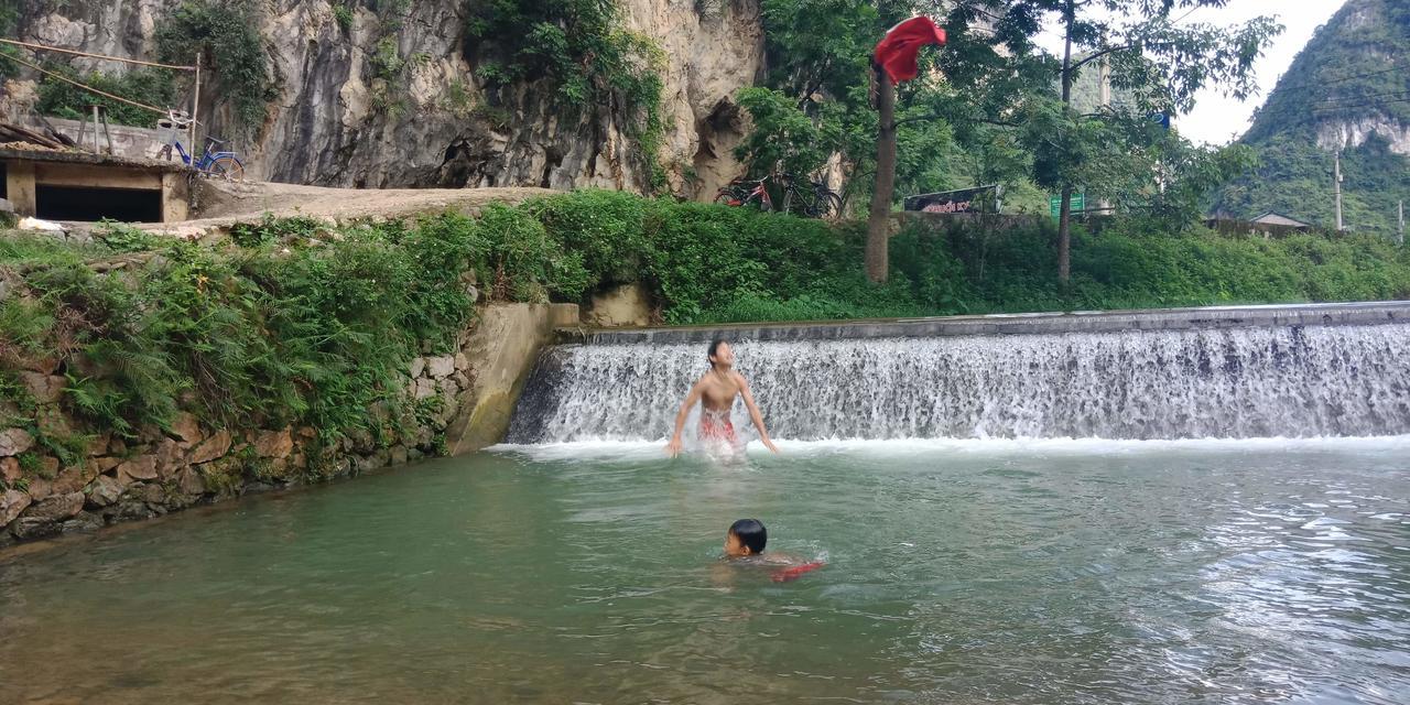Yến Nhi Bản Giốc Homestay - Nhà sàn đá cổ Cao Bang Esterno foto